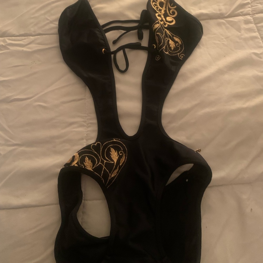 SEXY Bathing suit last chance before donated
